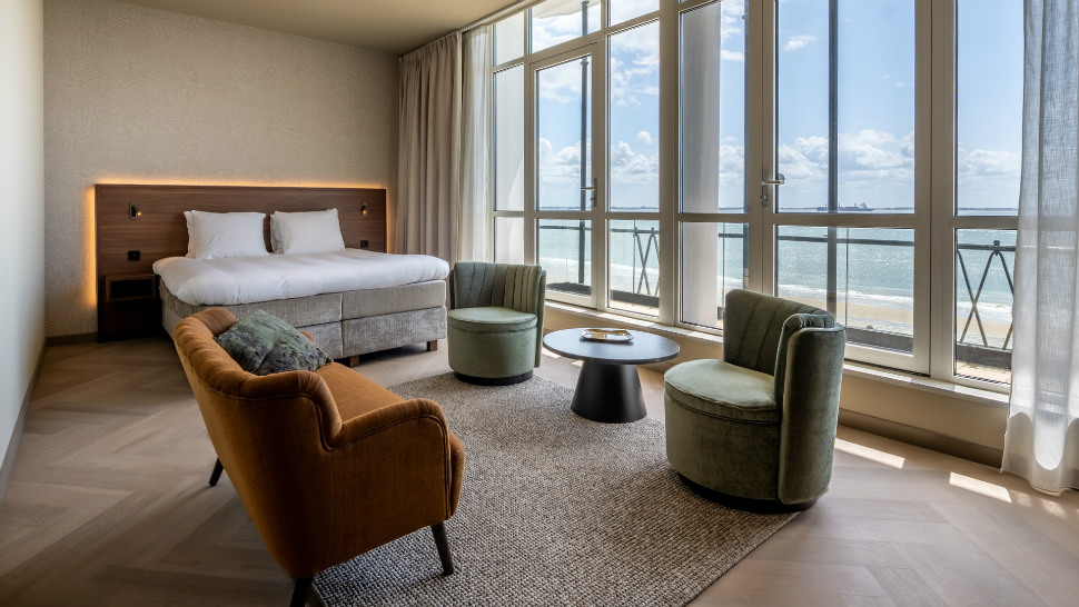 Sea-view room at Hotel De Zeevaartschool