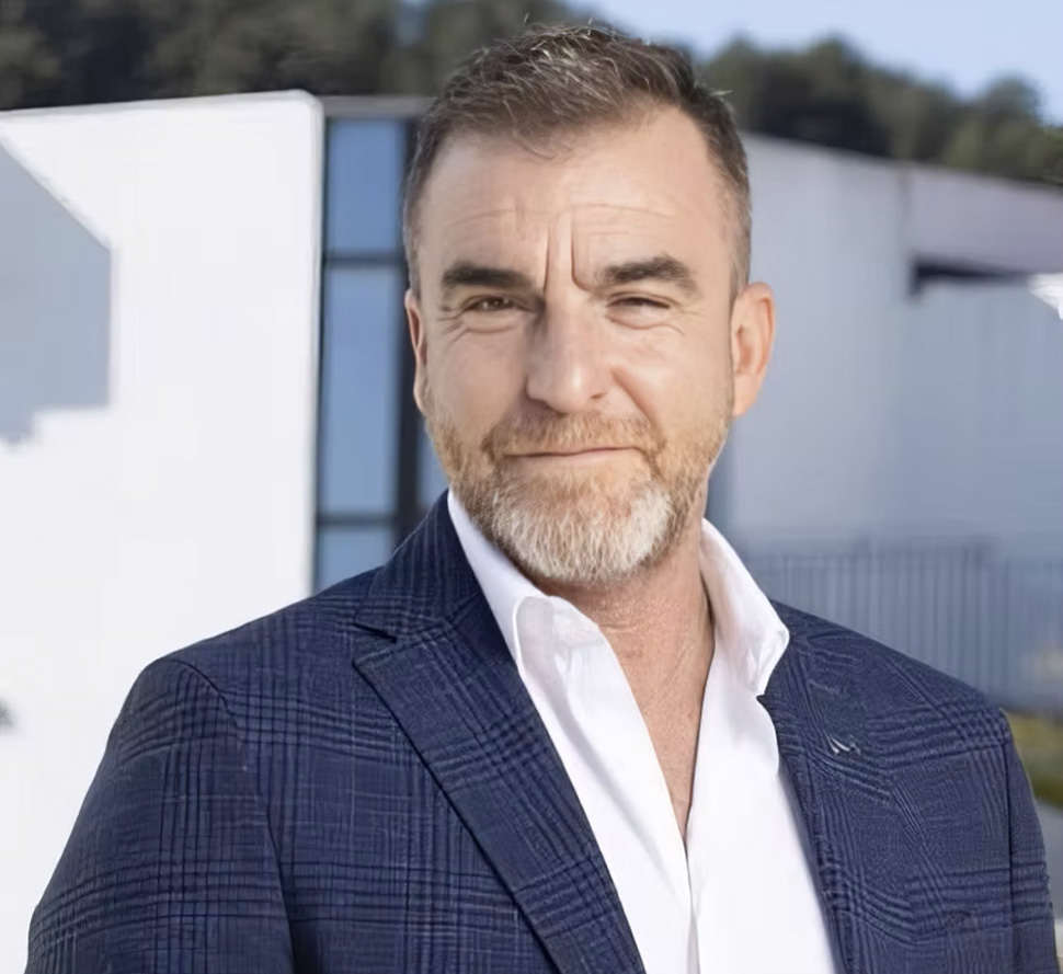 Jorge Gonzalez, expert in premium hotel strategy